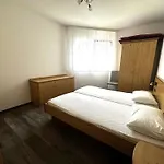 Villino Nord 330a2 Daire *